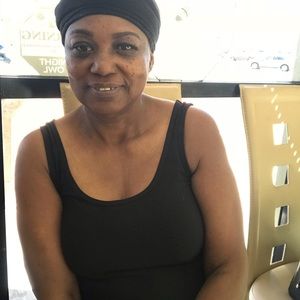 Meet your Posher, Gloria